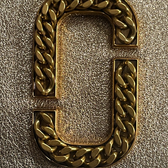 Marc Jacob’s Glam shot Metallic Crossbody soft gold leather bag - Picture 6 of 14